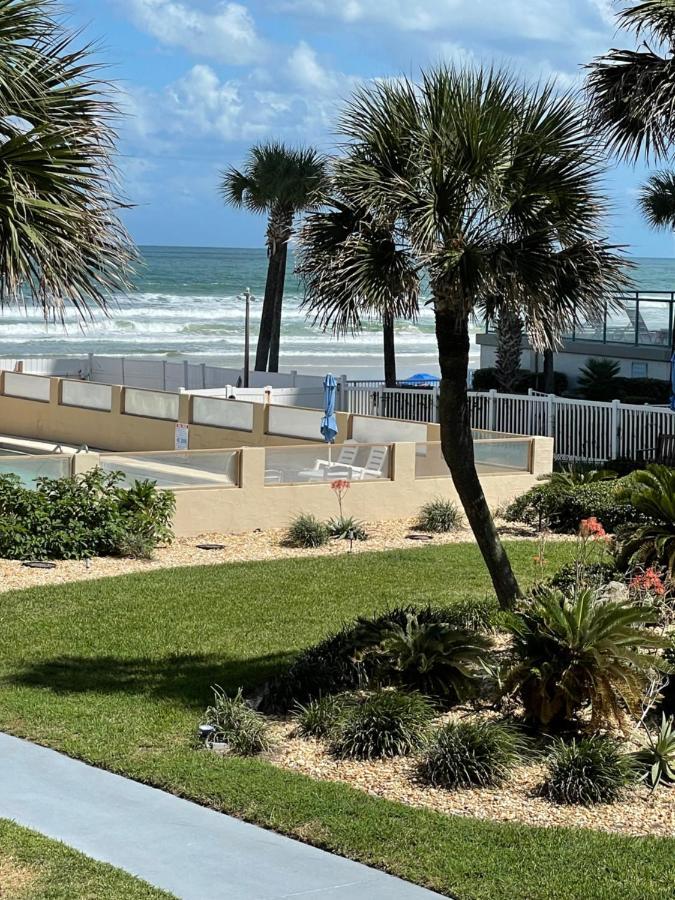 Ocean Views Retreat . Enjoy The Ocean View From Your Balcony Apartment Daytona Beach